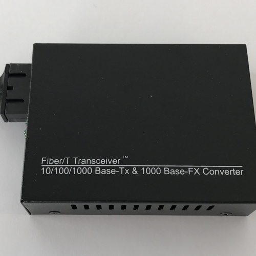 Media converter 10/100/1000 SC-RJ45